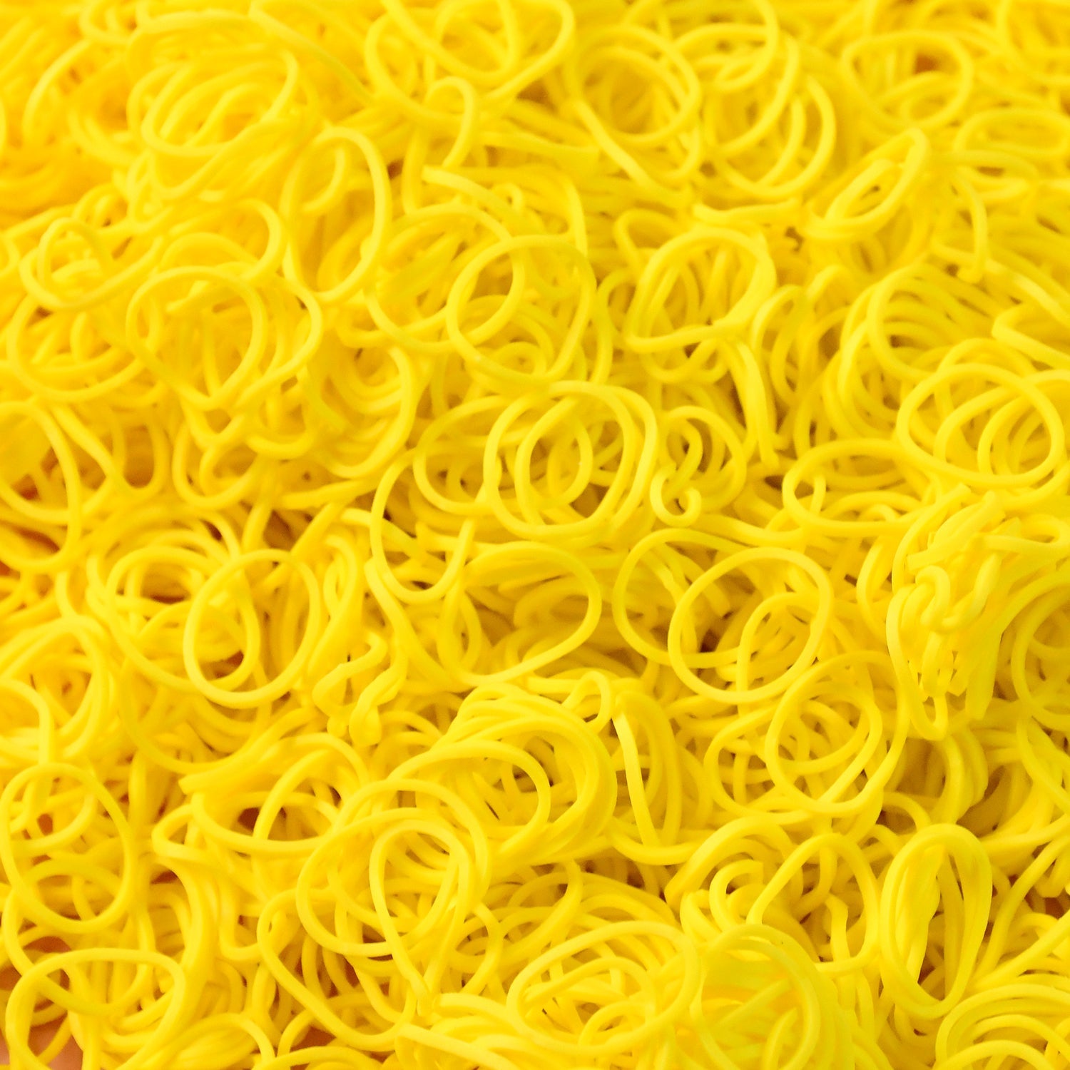 Premium Strong Elastic Rubber Bands – Multipurpose Bands (Approx. 125 to 140 gm Pack)