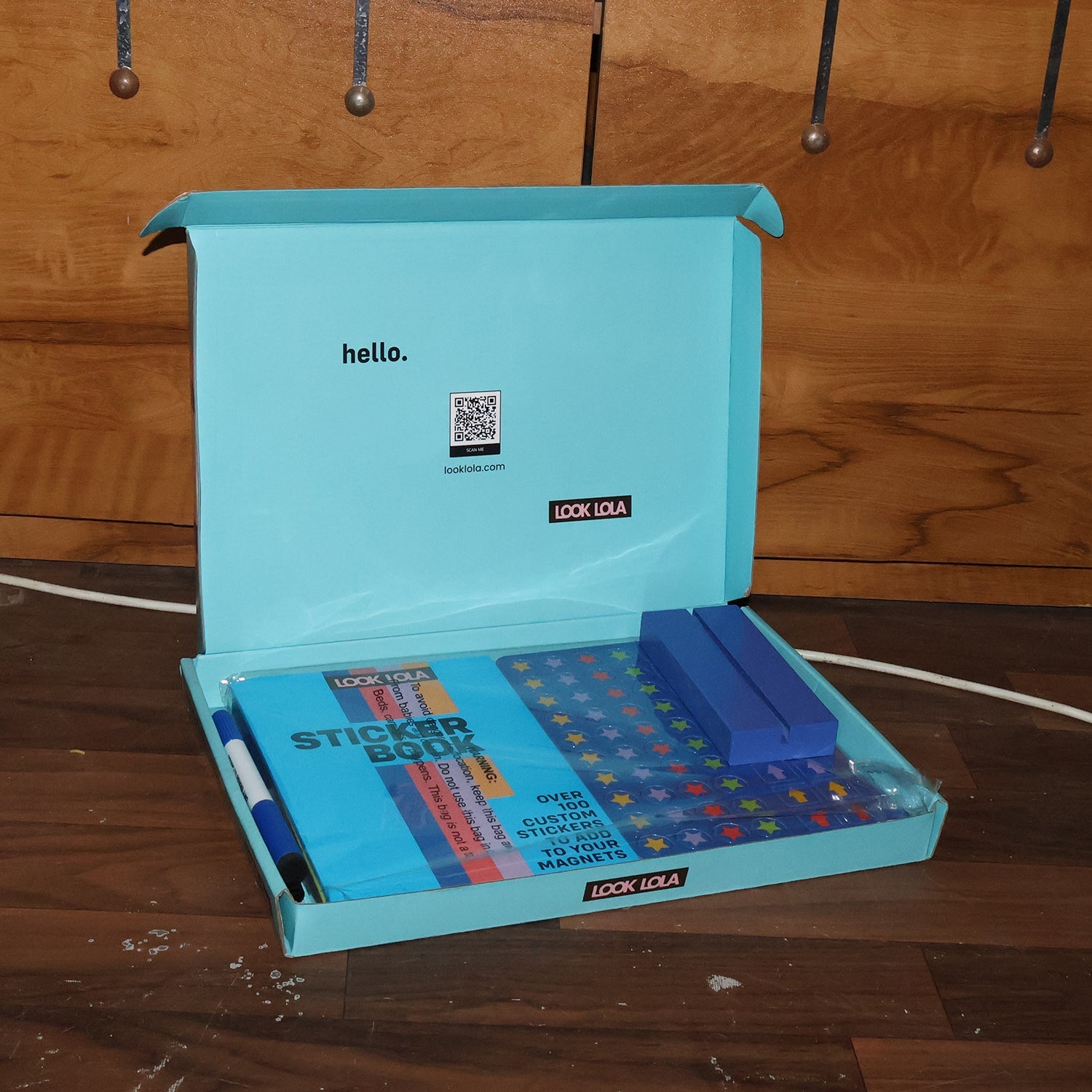 Magnetic Board, Sticker Book & Activity Cards (1 Set)